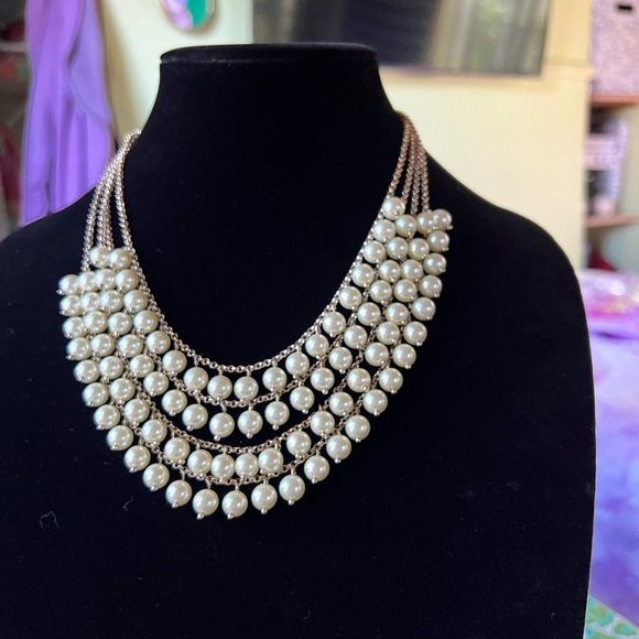 Beautiful 4-tiered pearl necklace. Costume jewelry - Picture 3 of 6